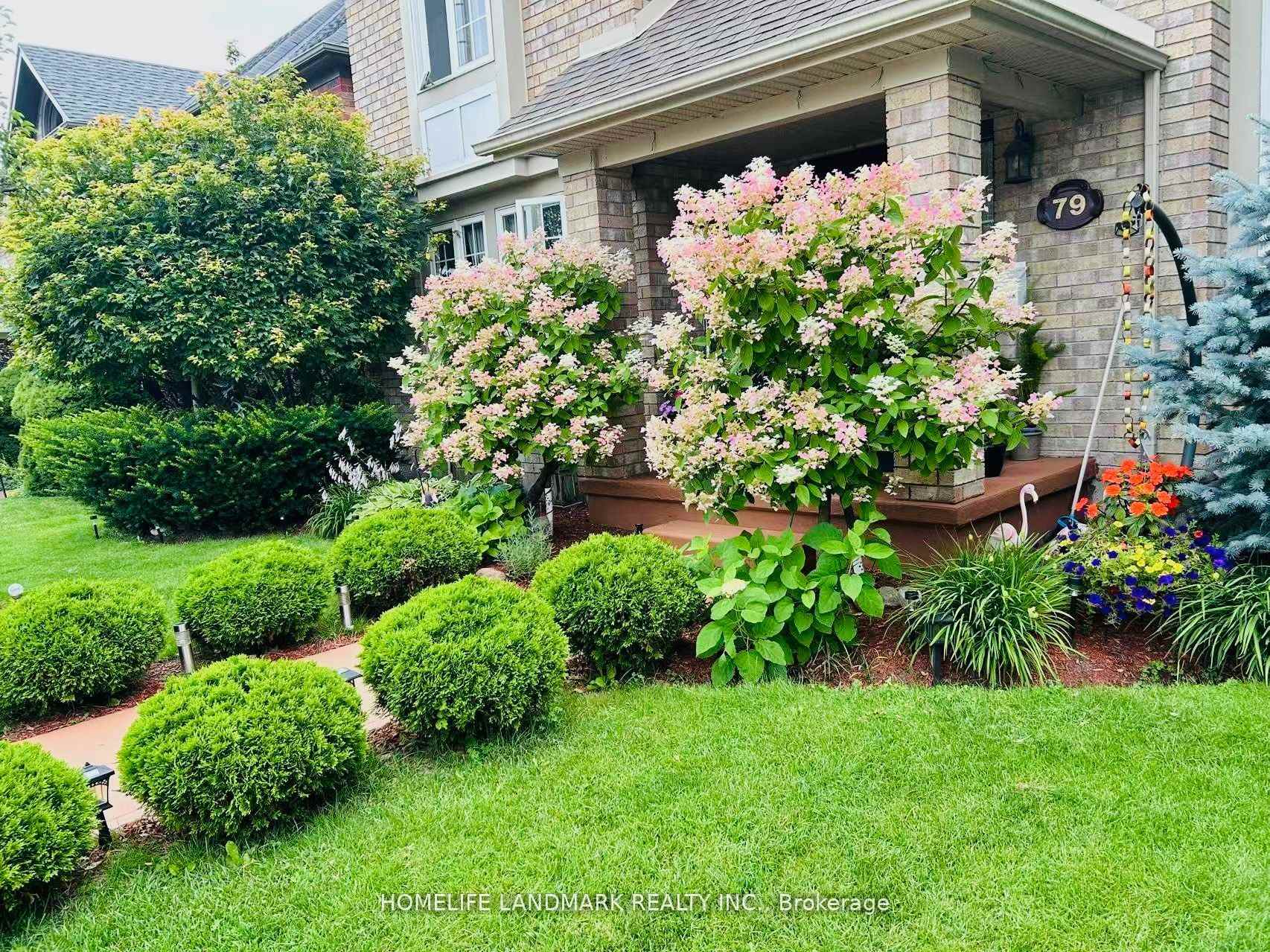 Photo 37 of 79 Clairfields Drive E, Guelph, Pineridge/Westminster Woods — HOMEH