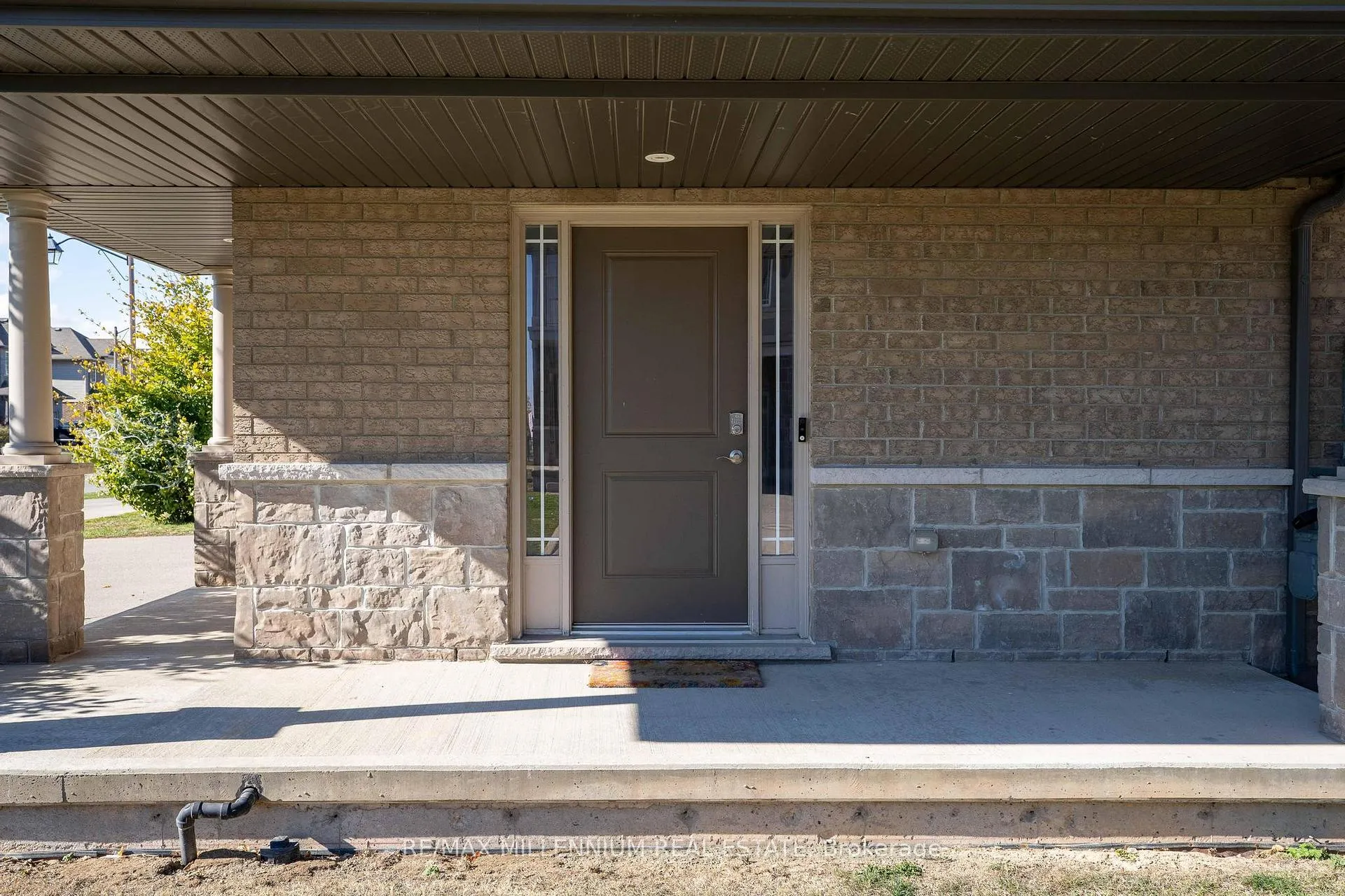 Photo 7 of 235 Bellagio Avenue, Hamilton, Stoney Creek Mountain — HOMEH