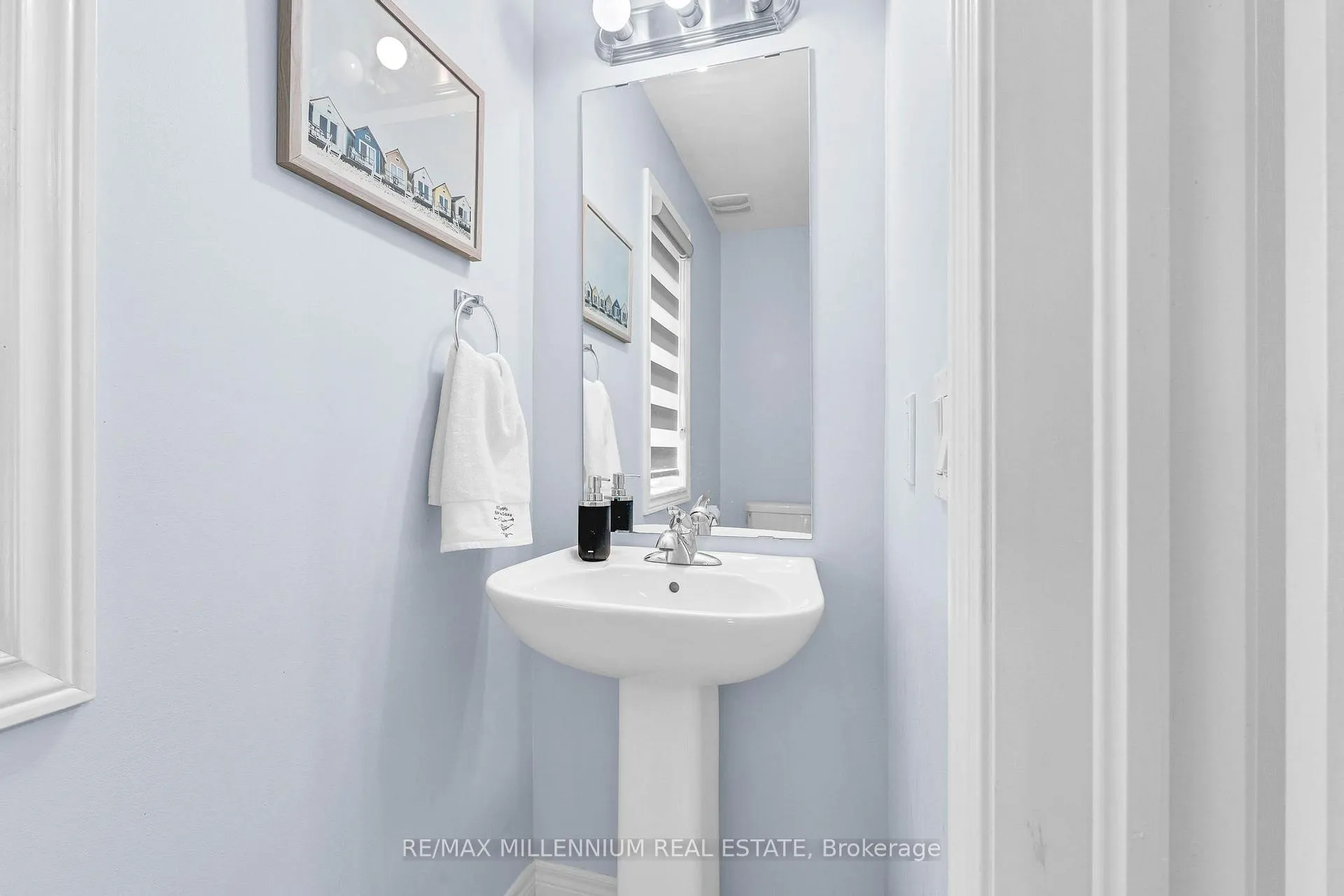 Photo 10 of 235 Bellagio Avenue, Hamilton, Stoney Creek Mountain — HOMEH