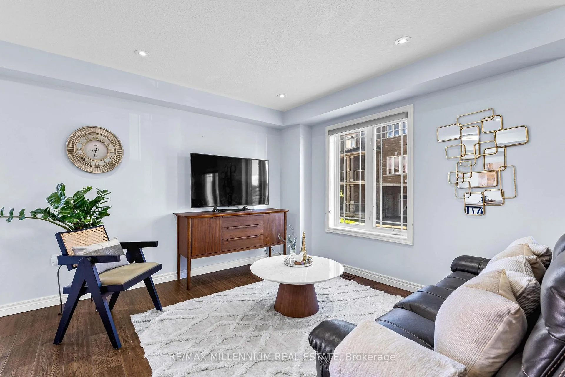 Photo 12 of 235 Bellagio Avenue, Hamilton, Stoney Creek Mountain — HOMEH