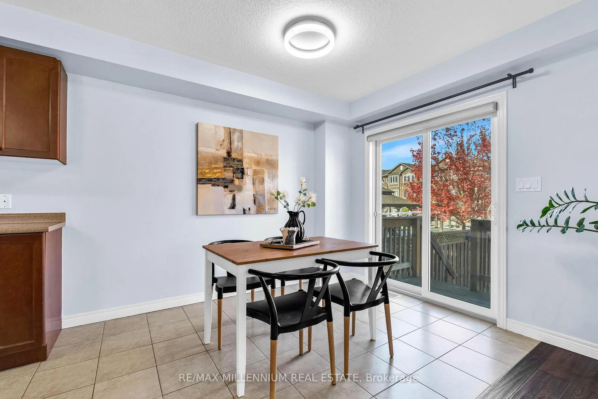 Photo 16 of 235 Bellagio Avenue, Hamilton, Stoney Creek Mountain — HOMEH
