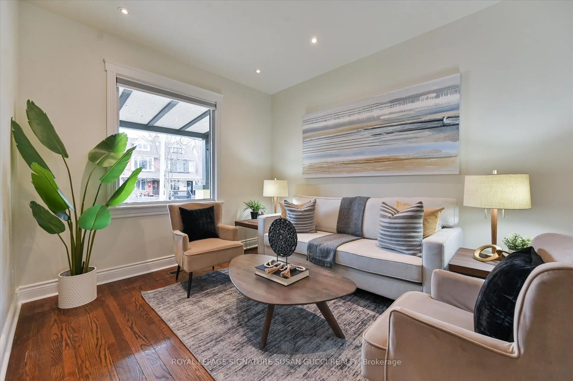 Photo 9 of 104 Dewhurst Boulevard, Toronto, Danforth — HOMEH