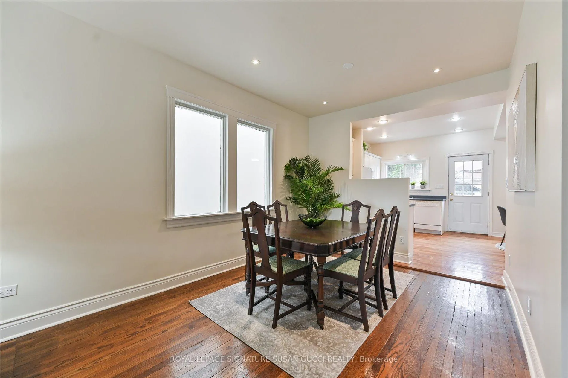 Photo 10 of 104 Dewhurst Boulevard, Toronto, Danforth — HOMEH