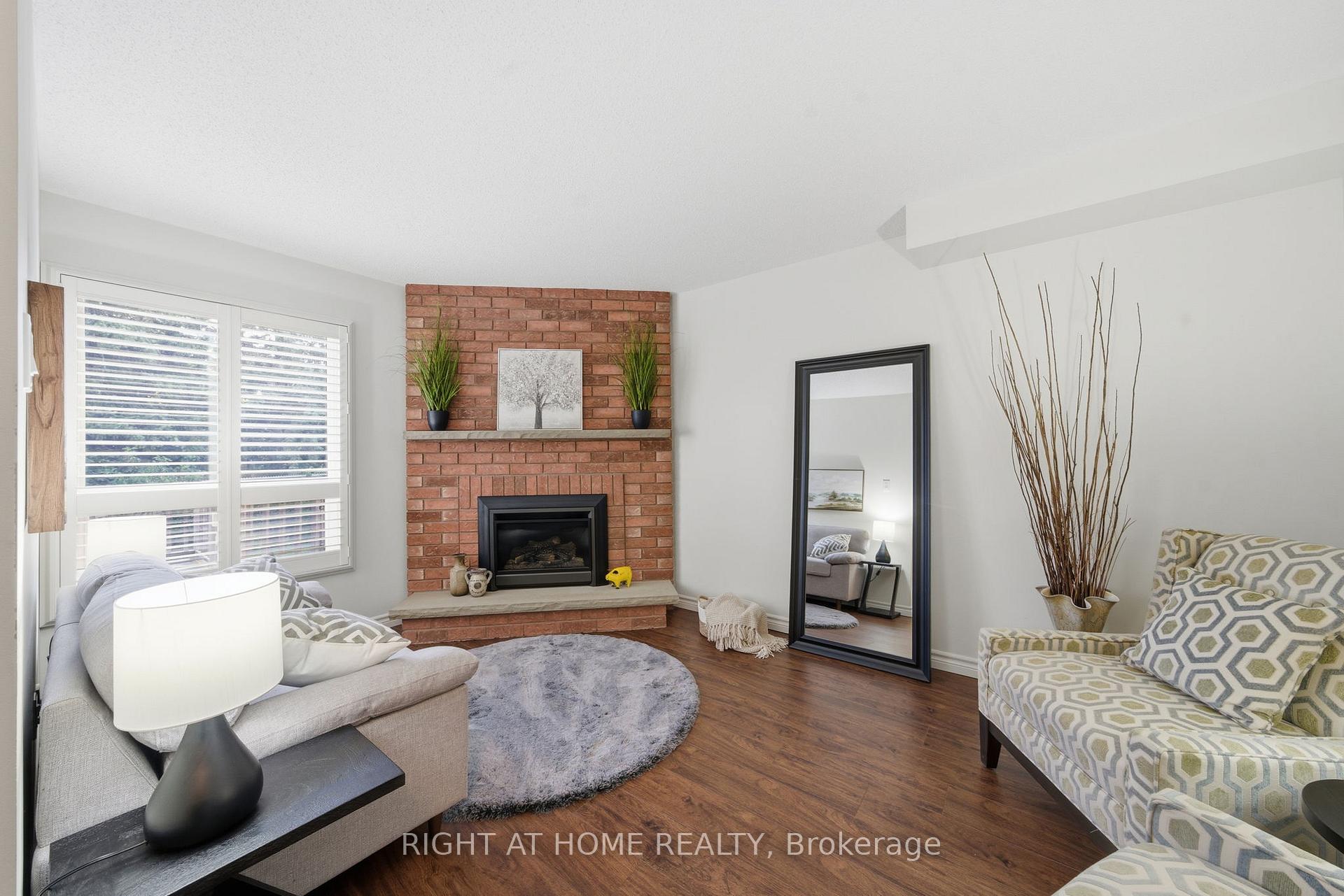Photo 14 of 5 Wickens Crescent, Ajax, Central West — HOMEH