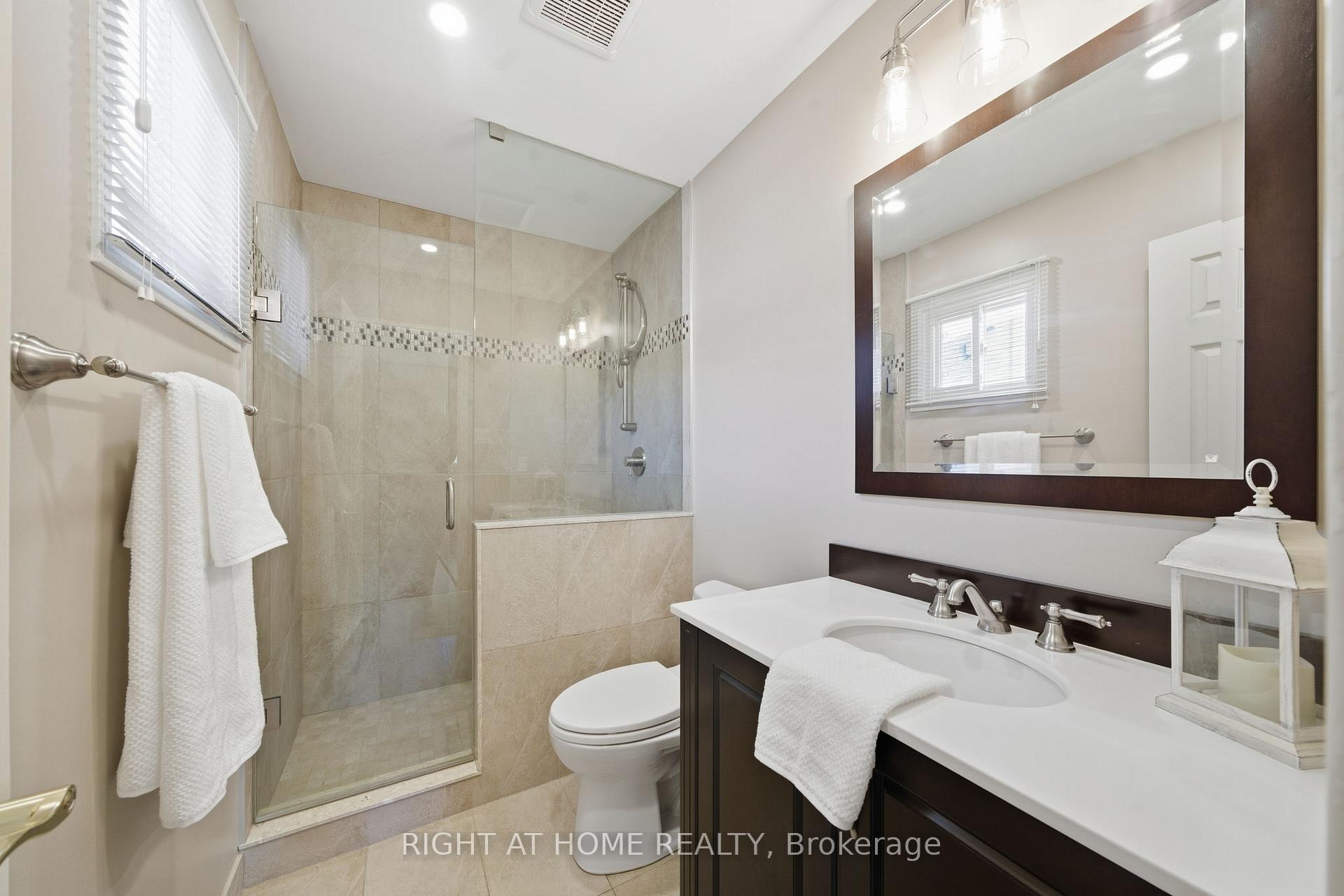 Photo 24 of 5 Wickens Crescent, Ajax, Central West — HOMEH