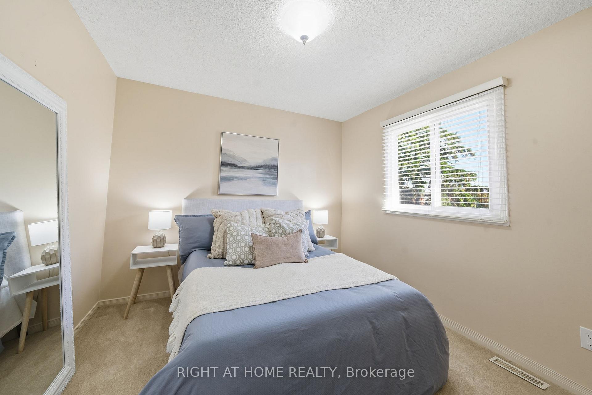 Photo 30 of 5 Wickens Crescent, Ajax, Central West — HOMEH