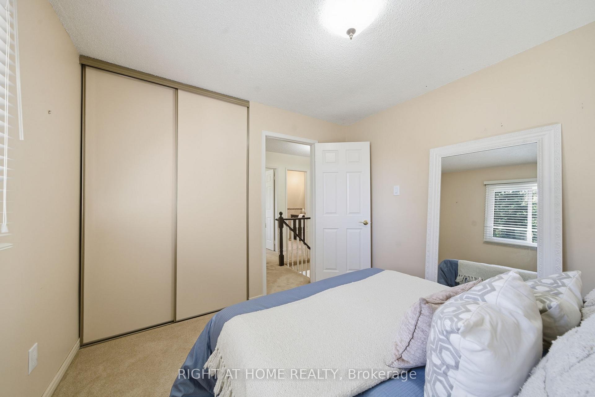 Photo 27 of 5 Wickens Crescent, Ajax, Central West — HOMEH