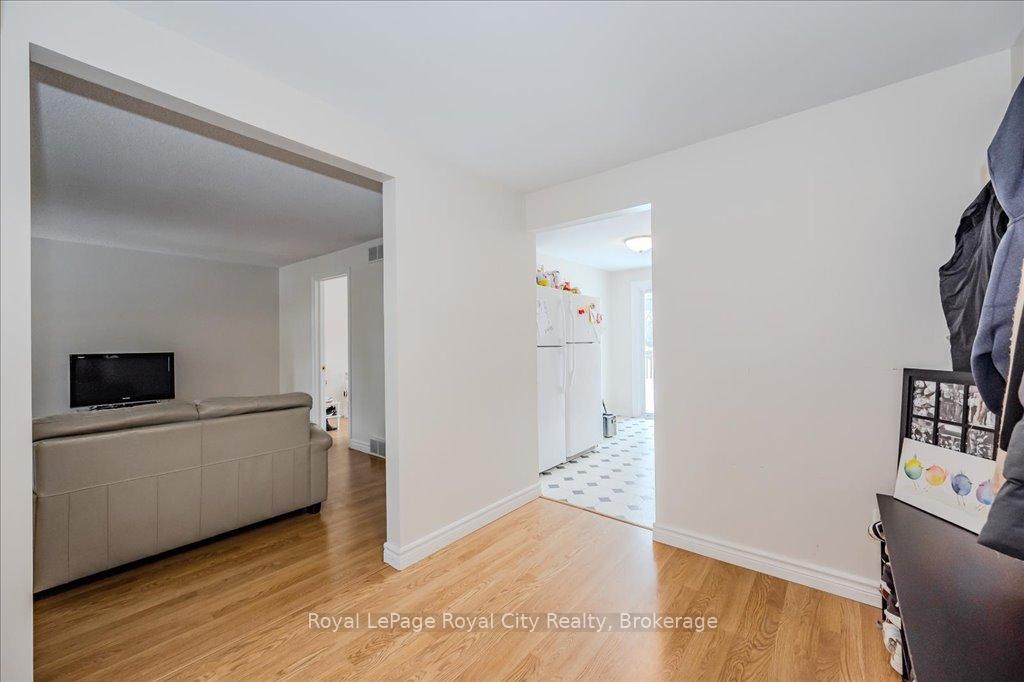 Photo 5 of 145 Kortright Road W, Guelph, Kortright West — HOMEH
