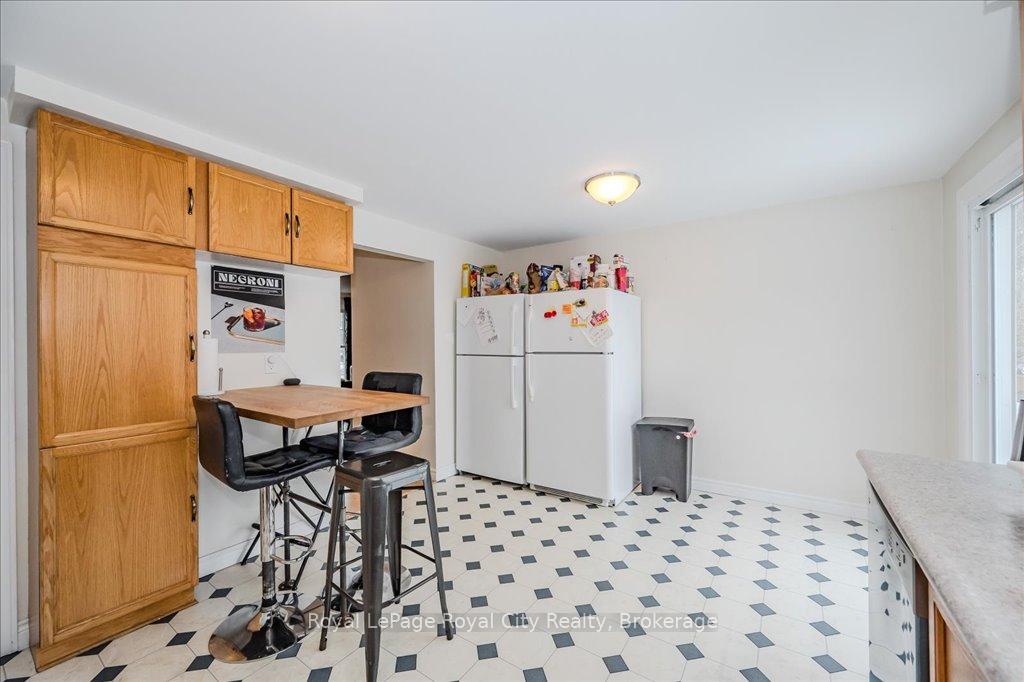 Photo 13 of 145 Kortright Road W, Guelph, Kortright West — HOMEH