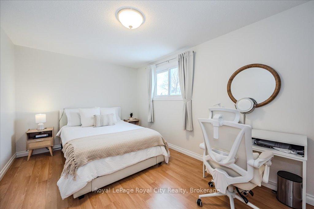 Photo 19 of 145 Kortright Road W, Guelph, Kortright West — HOMEH