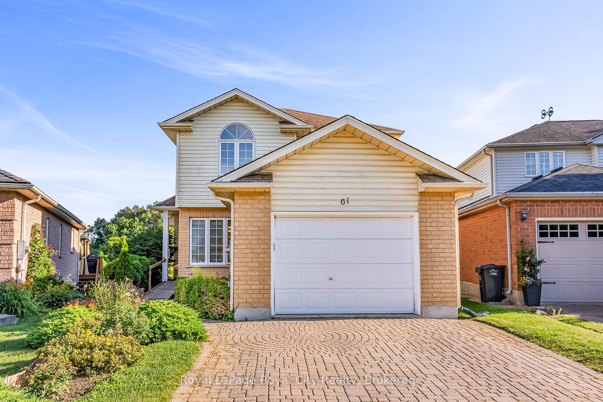Front of 61 Waxwing Crescent