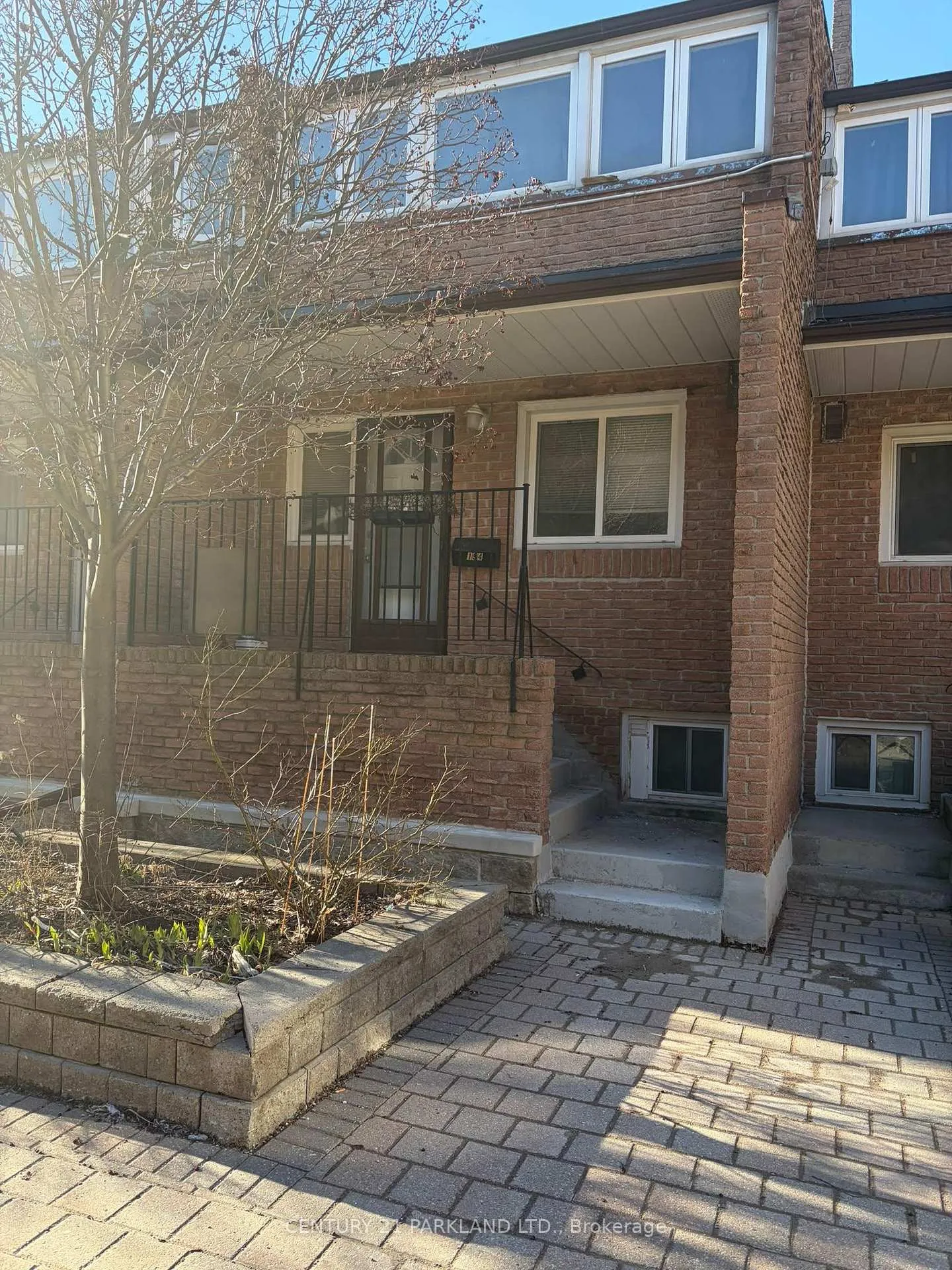 Front of Unit 194, 50 Scarborough Golf Club Road