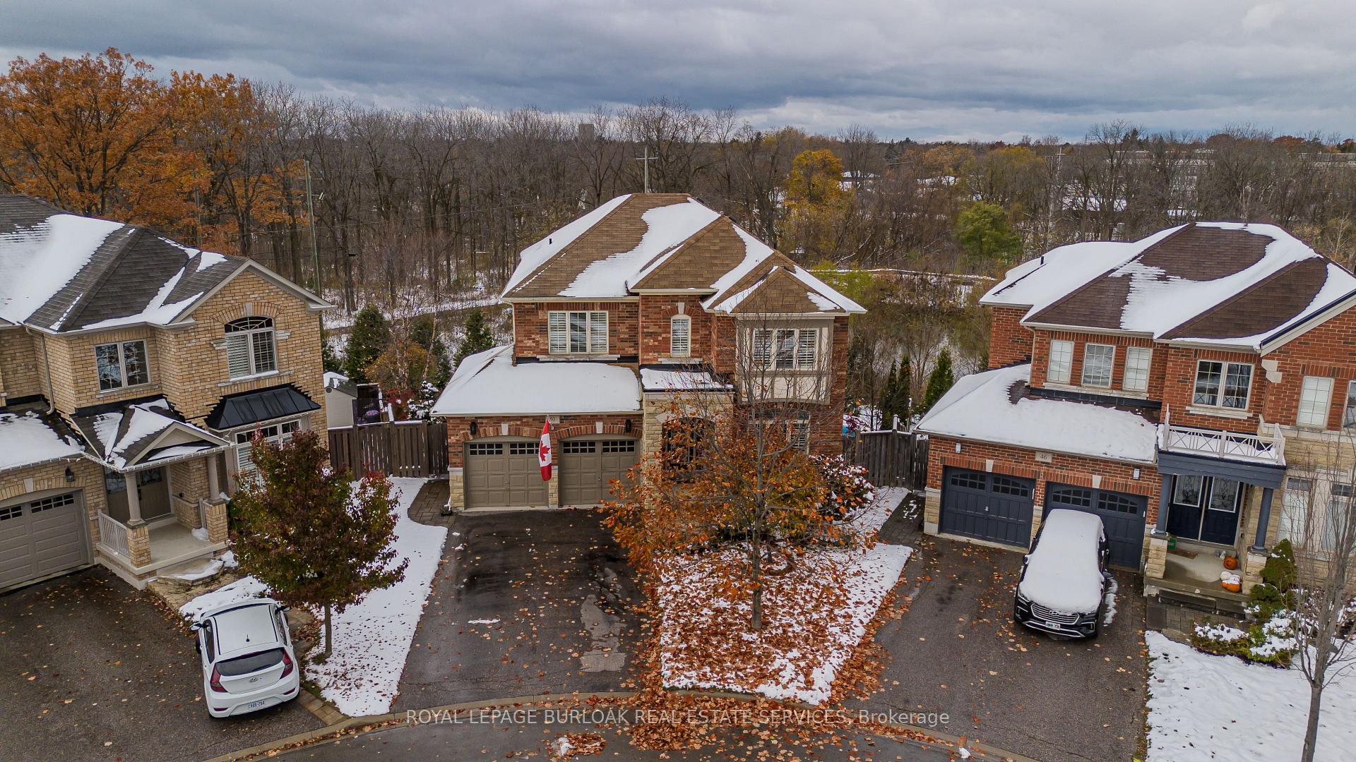 Photo 3 of 50 Attridge Crescent, Hamilton, Waterdown — HOMEH