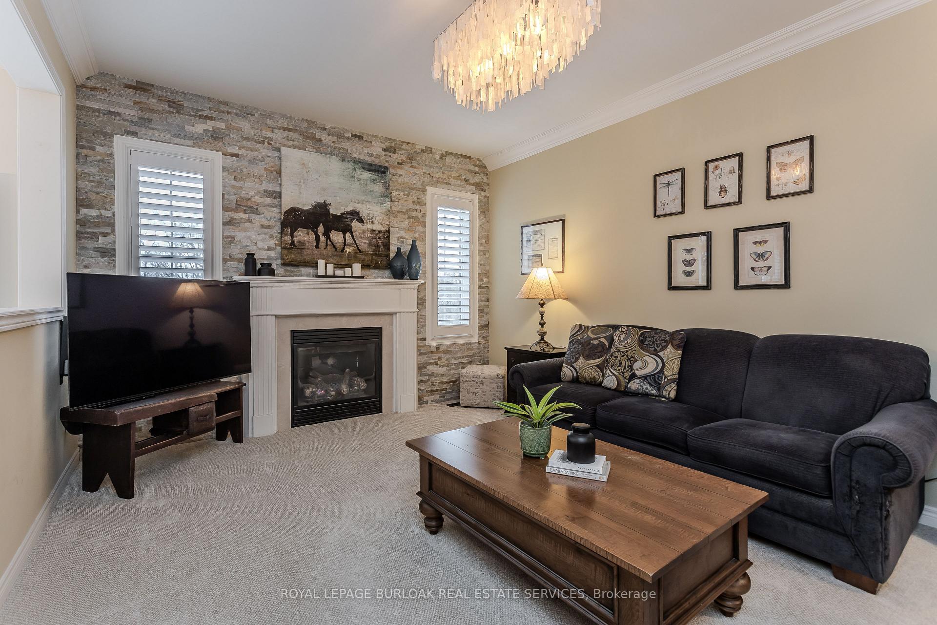 Photo 13 of 50 Attridge Crescent, Hamilton, Waterdown — HOMEH