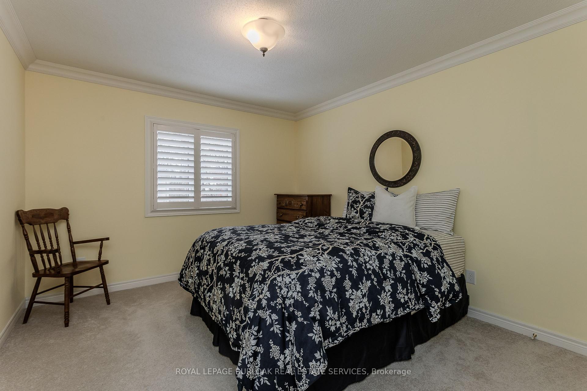 Photo 22 of 50 Attridge Crescent, Hamilton, Waterdown — HOMEH