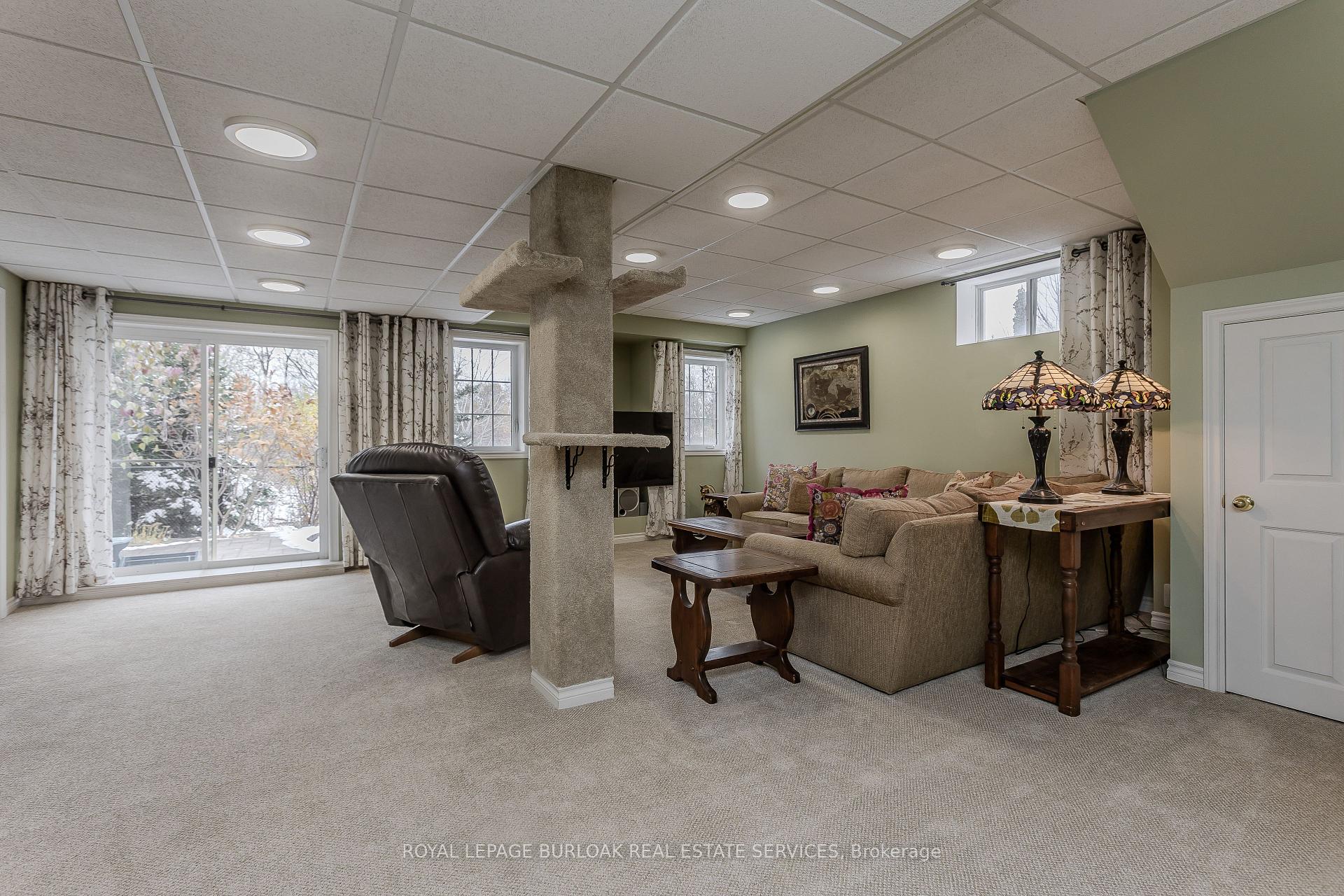Photo 28 of 50 Attridge Crescent, Hamilton, Waterdown — HOMEH