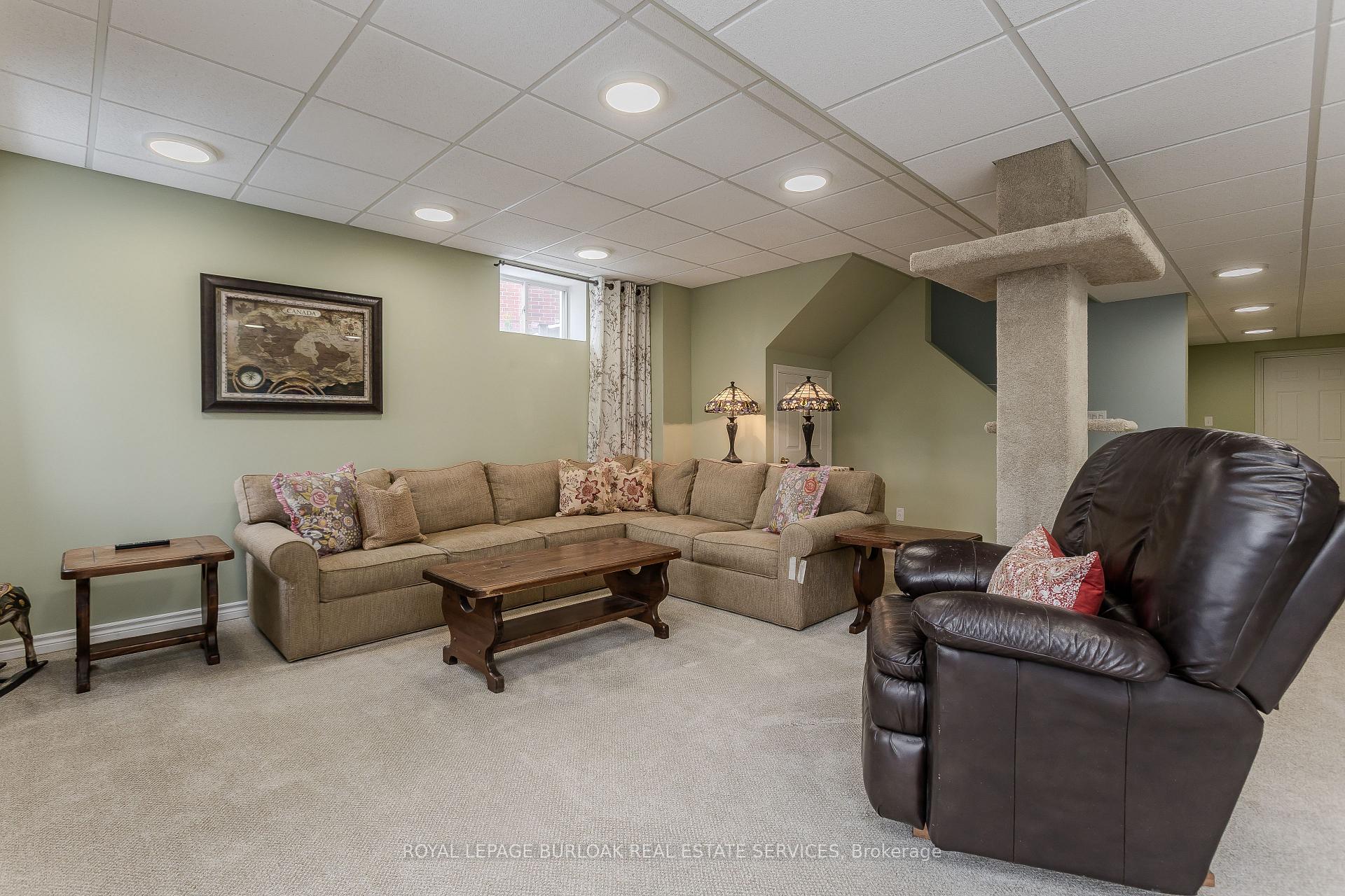 Photo 29 of 50 Attridge Crescent, Hamilton, Waterdown — HOMEH