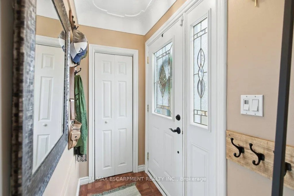 Photo 7 of 52 Sylvia Crescent, Hamilton, Rosedale — HOMEH