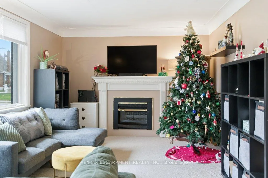 Photo 21 of 52 Sylvia Crescent, Hamilton, Rosedale — HOMEH