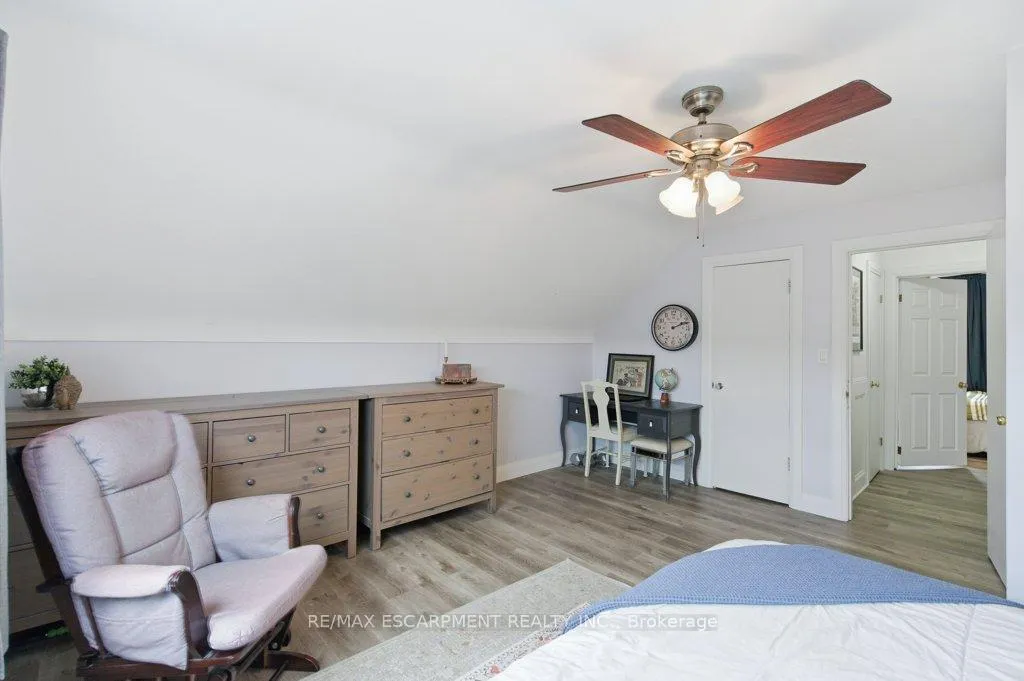Photo 24 of 52 Sylvia Crescent, Hamilton, Rosedale — HOMEH