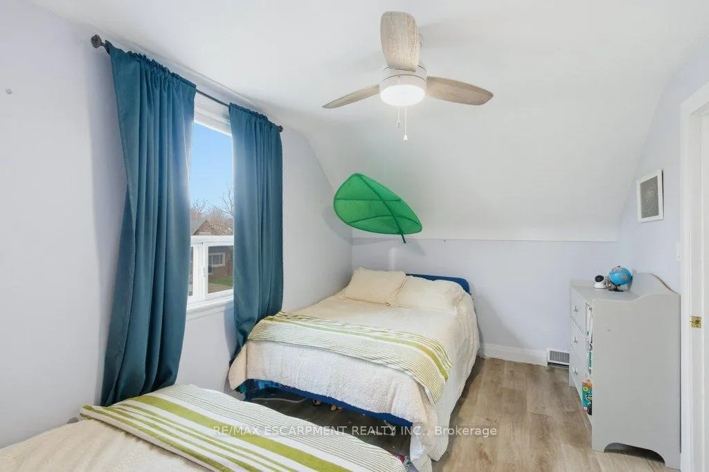Photo 27 of 52 Sylvia Crescent, Hamilton, Rosedale — HOMEH