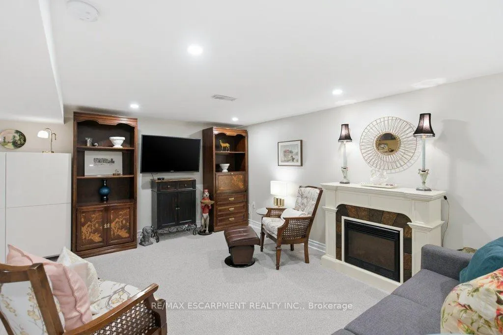 Photo 28 of 52 Sylvia Crescent, Hamilton, Rosedale — HOMEH