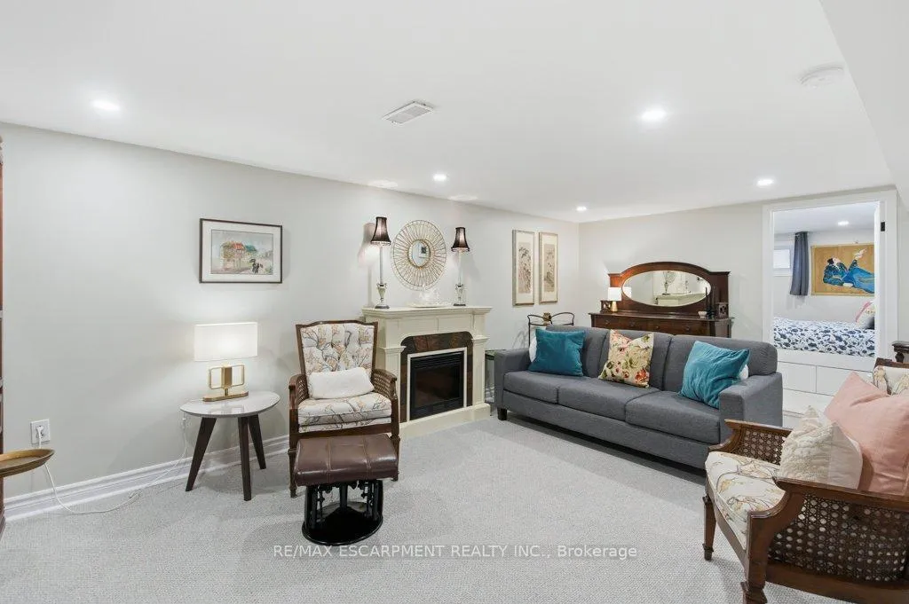 Photo 31 of 52 Sylvia Crescent, Hamilton, Rosedale — HOMEH