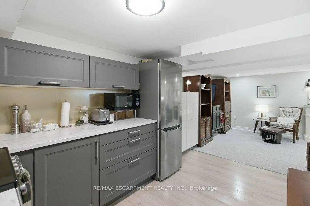 Photo 33 of 52 Sylvia Crescent, Hamilton, Rosedale — HOMEH