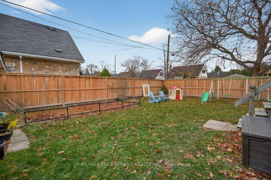 Photo 42 of 52 Sylvia Crescent, Hamilton, Rosedale — HOMEH
