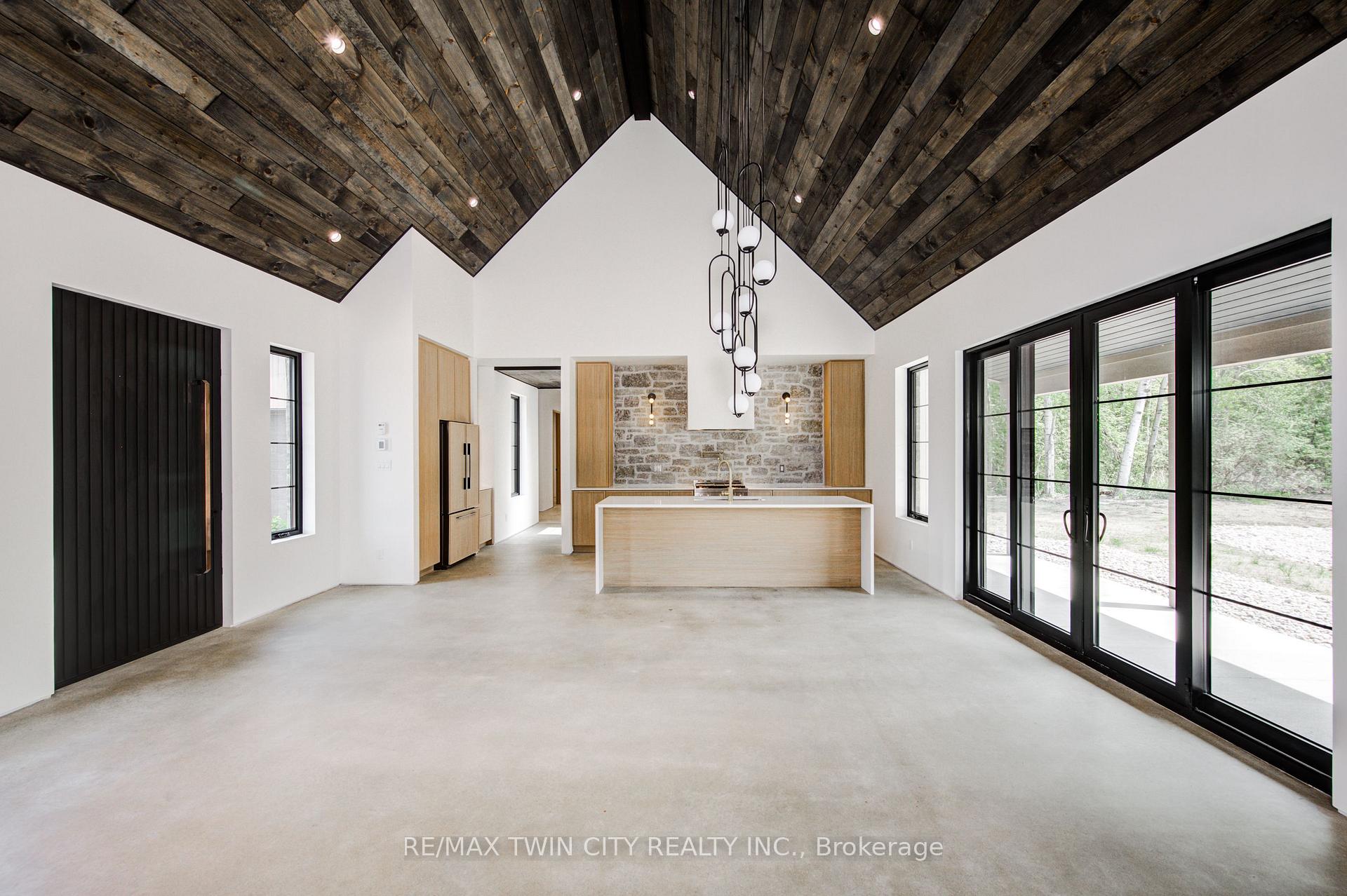 Photo 10 of 35169 Bayfield Road, Bluewater, Bayfield — HOMEH