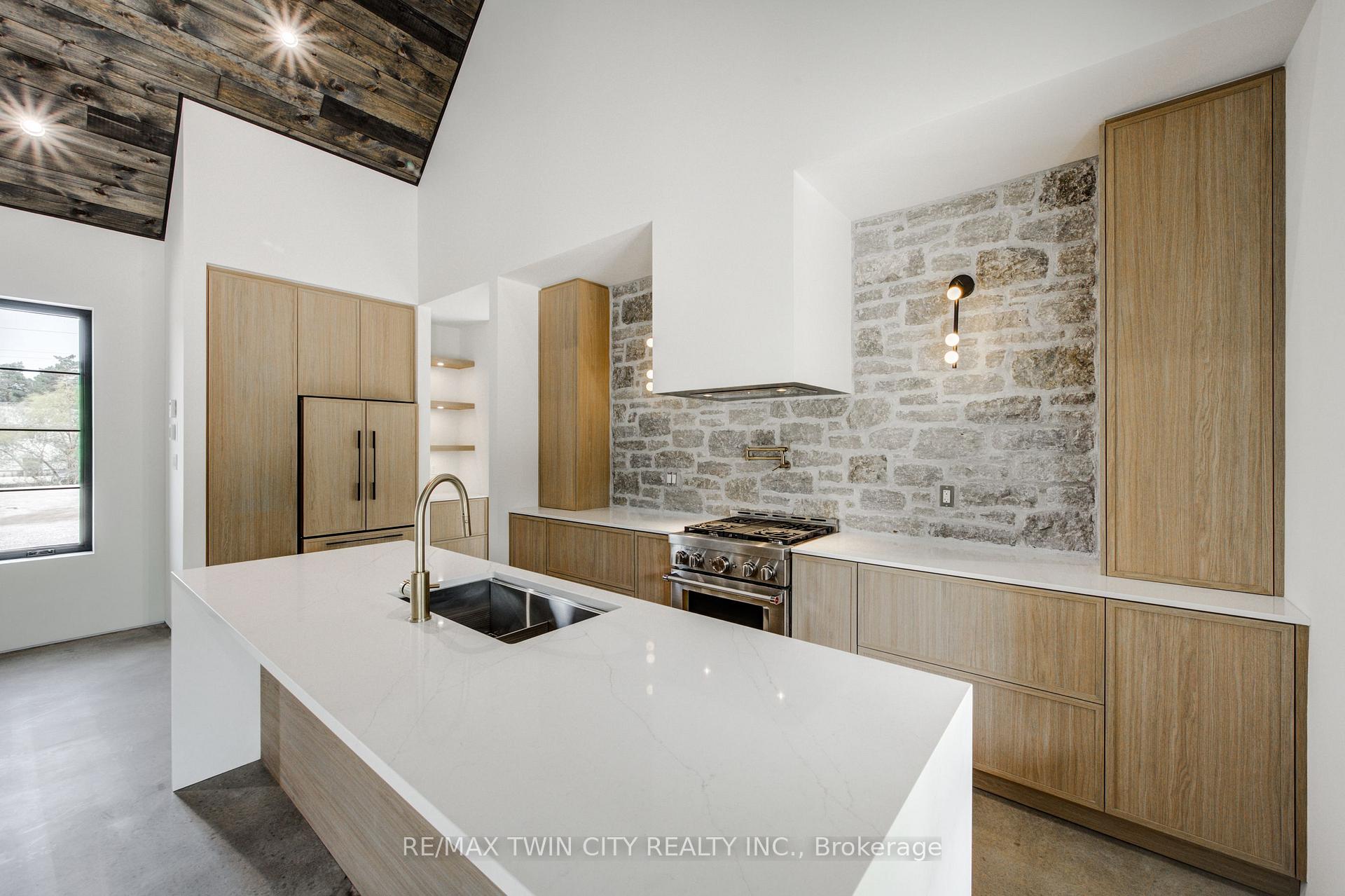 Photo 14 of 35169 Bayfield Road, Bluewater, Bayfield — HOMEH