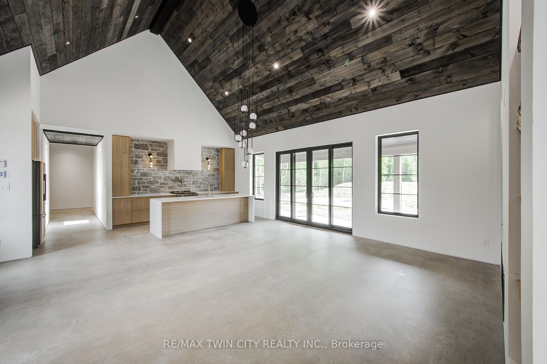 Photo 18 of 35169 Bayfield Road, Bluewater, Bayfield — HOMEH