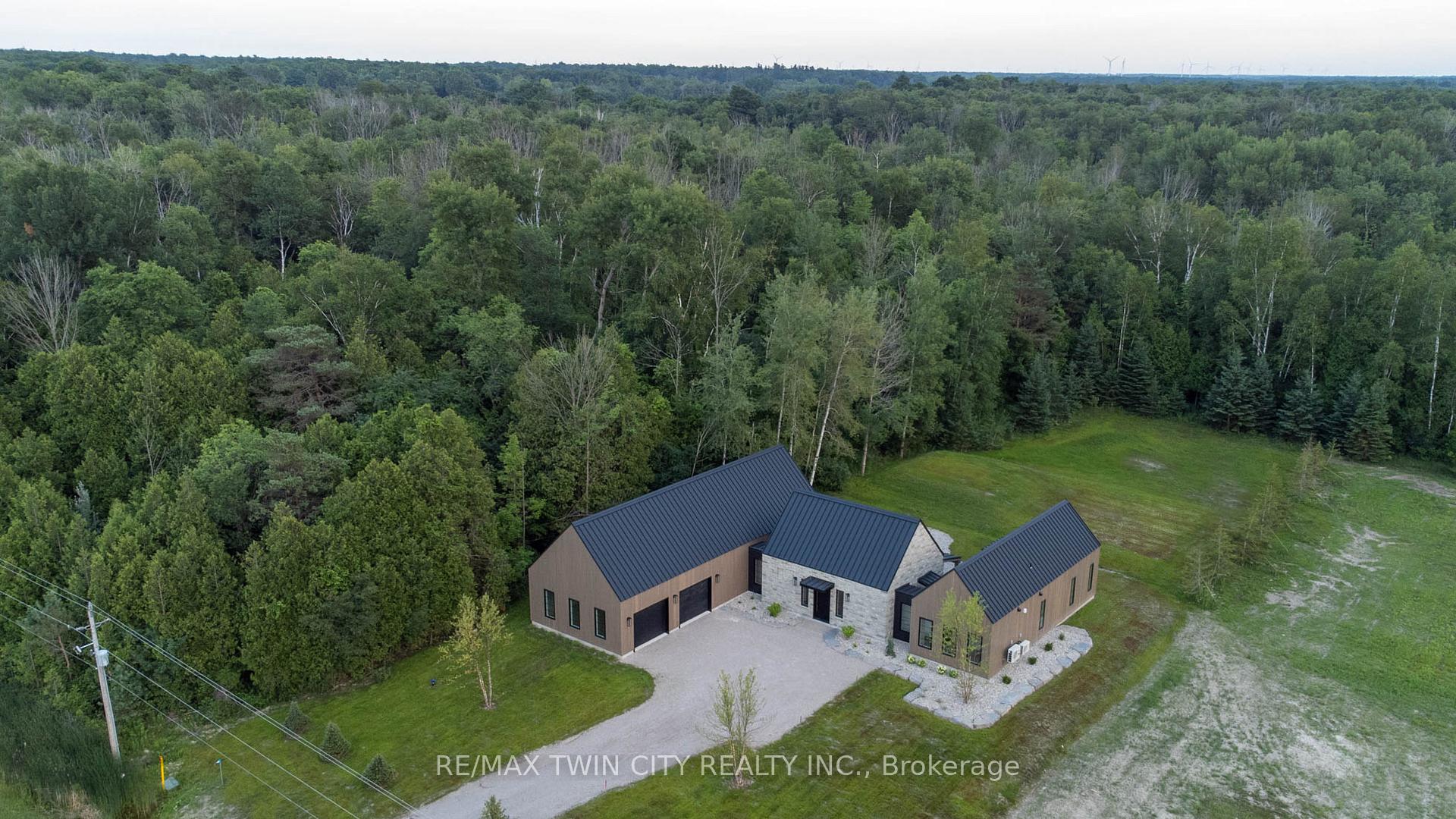 Photo 37 of 35169 Bayfield Road, Bluewater, Bayfield — HOMEH