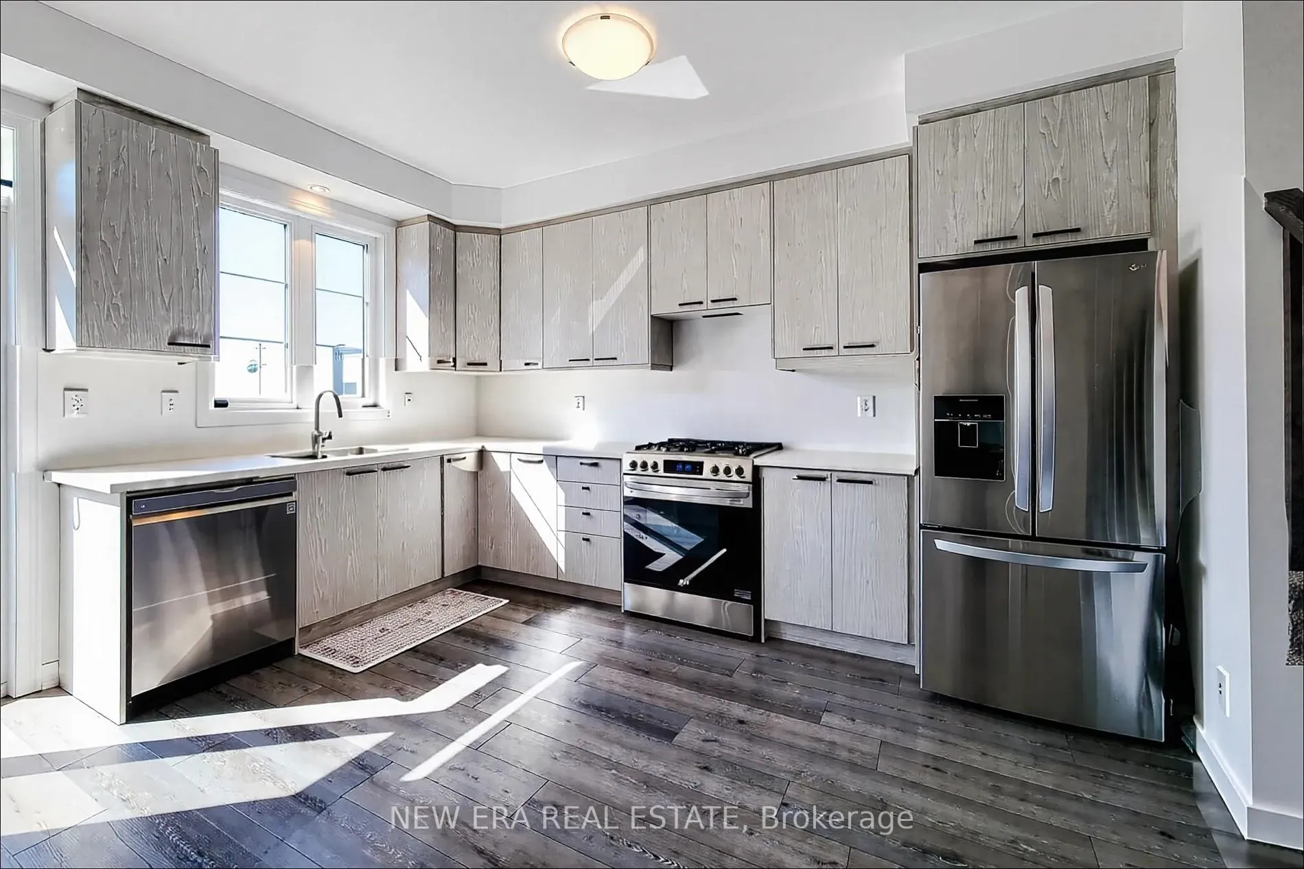 Photo 11 of Unit 60, 120 Court Drive, Brant, Paris — HOMEH