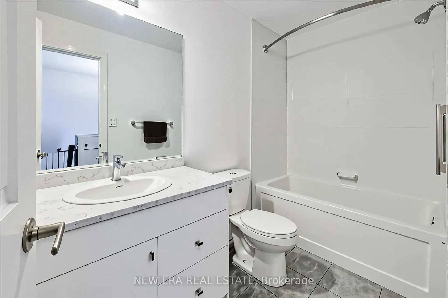 Photo 25 of Unit 60, 120 Court Drive, Brant, Paris — HOMEH