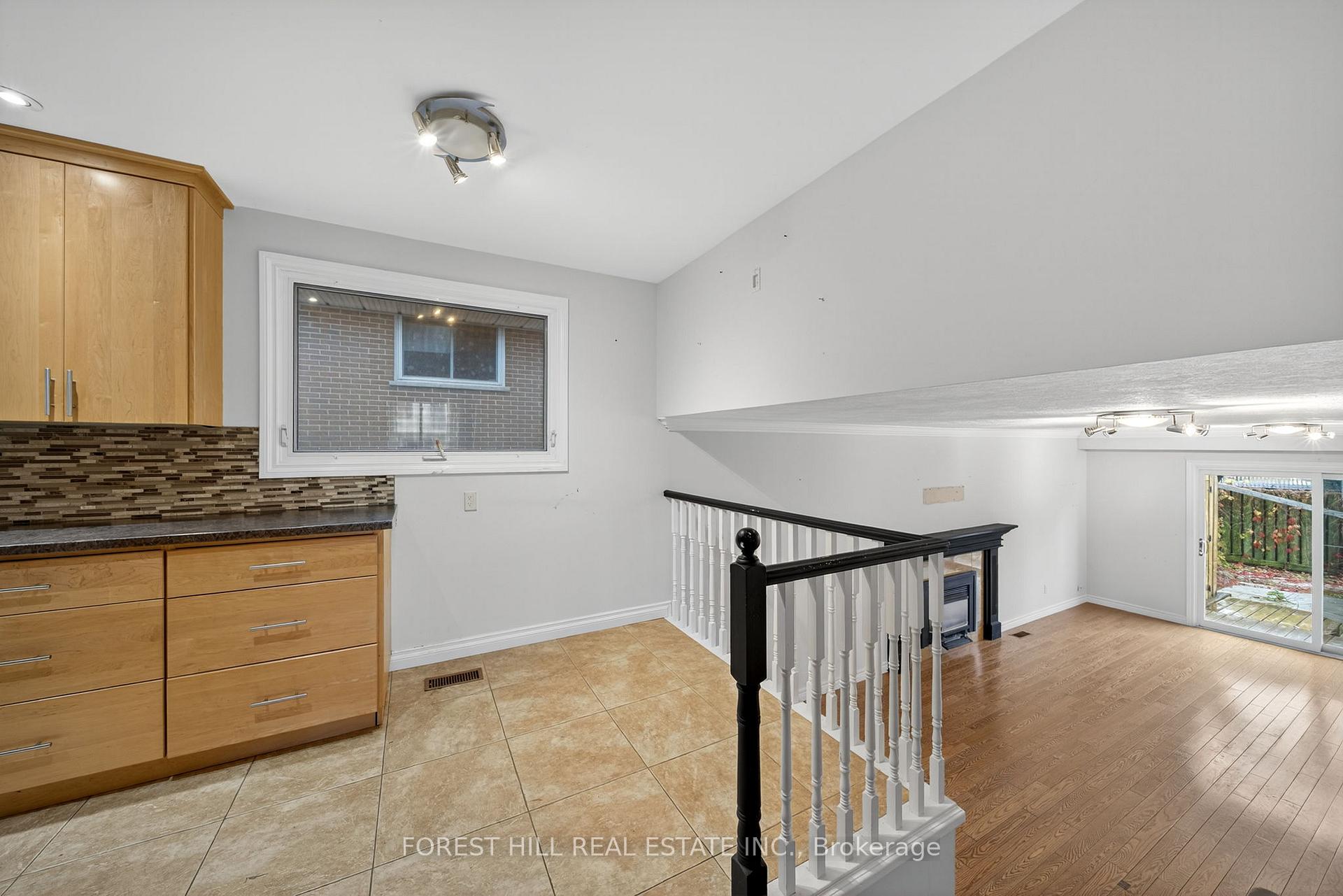 Photo 18 of 233 Rose Street, Barrie, Wellington — HOMEH
