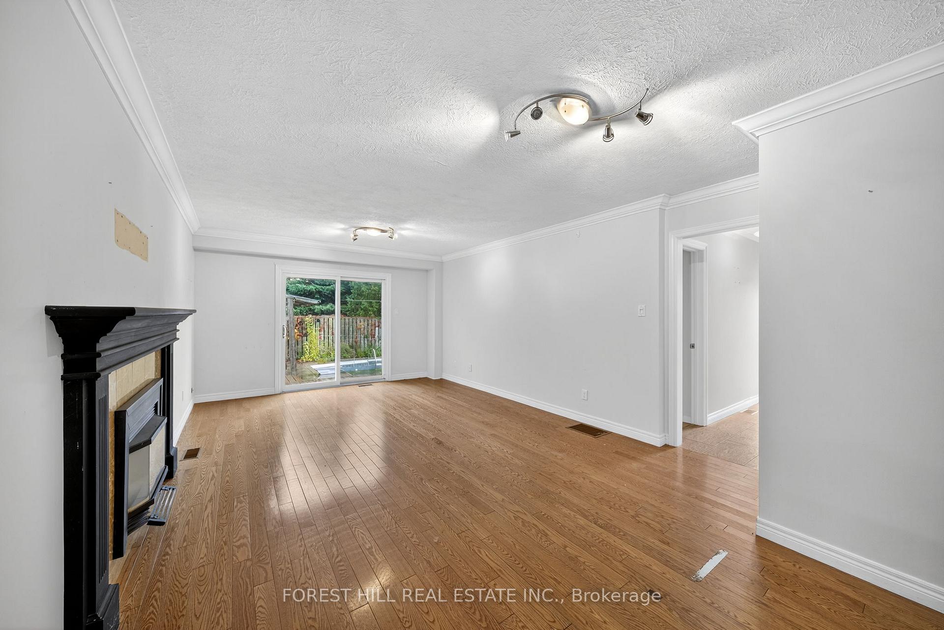 Photo 19 of 233 Rose Street, Barrie, Wellington — HOMEH
