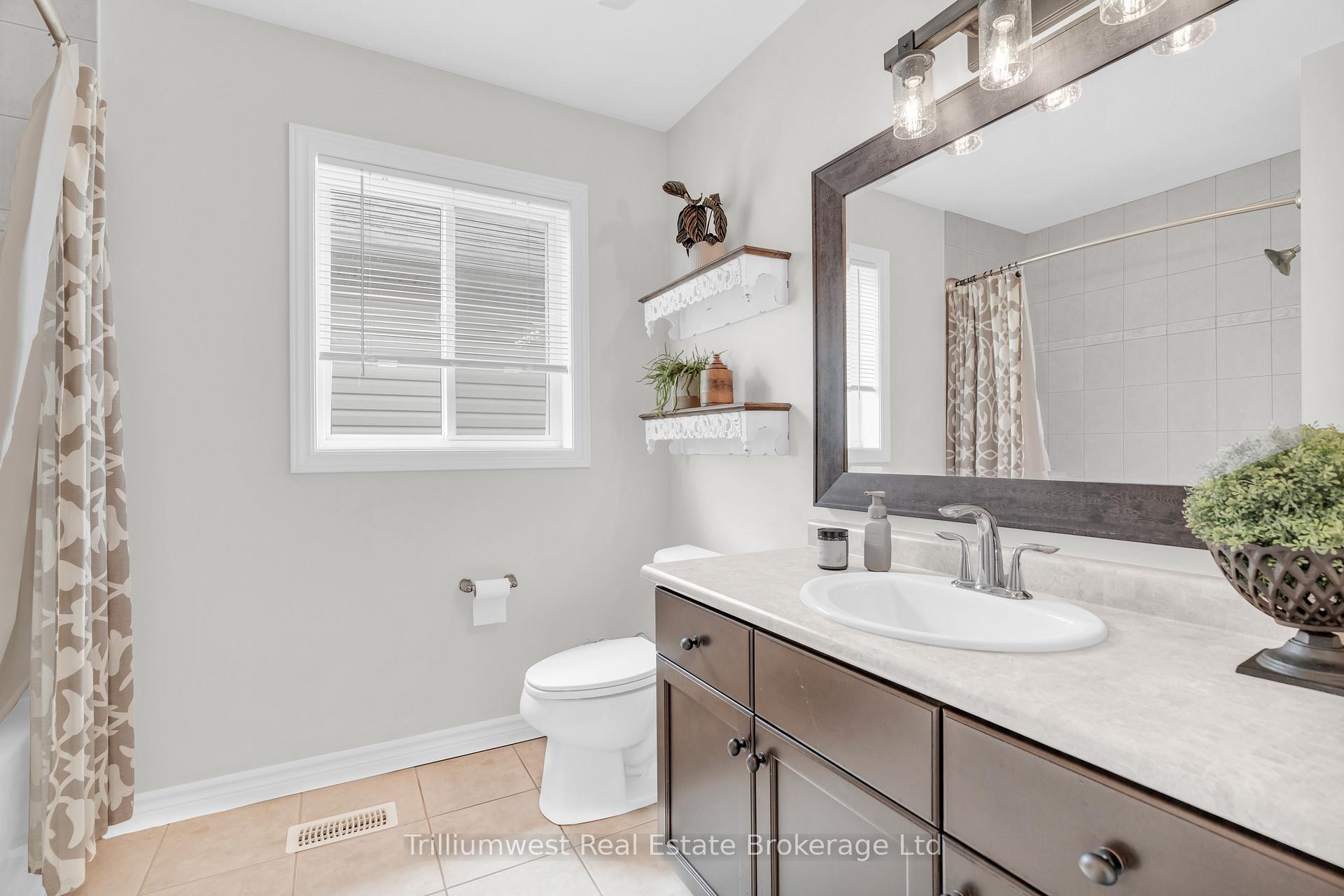 Photo 19 of 210 Couling Crescent, Guelph, Grange Road — HOMEH