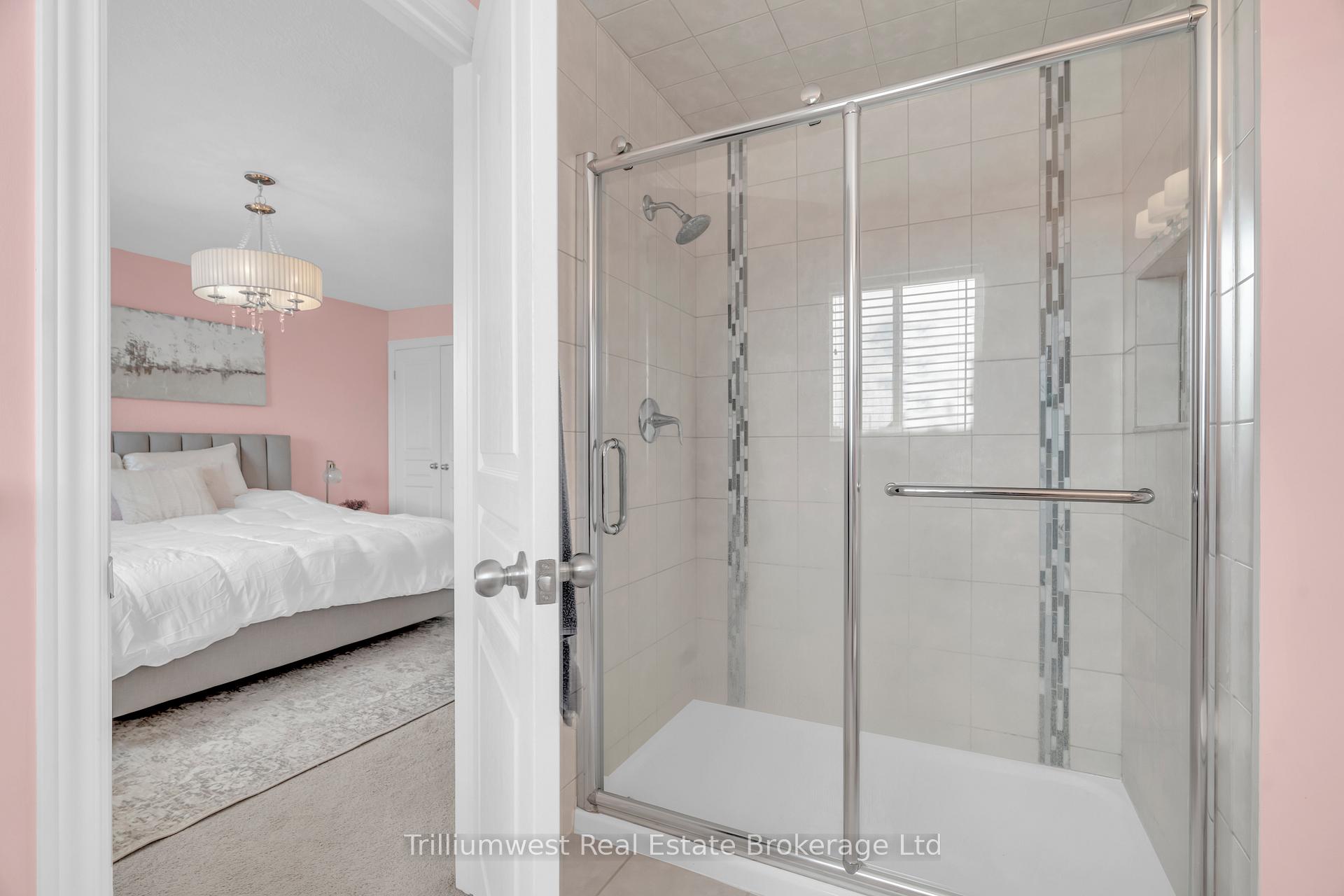 Photo 24 of 210 Couling Crescent, Guelph, Grange Road — HOMEH