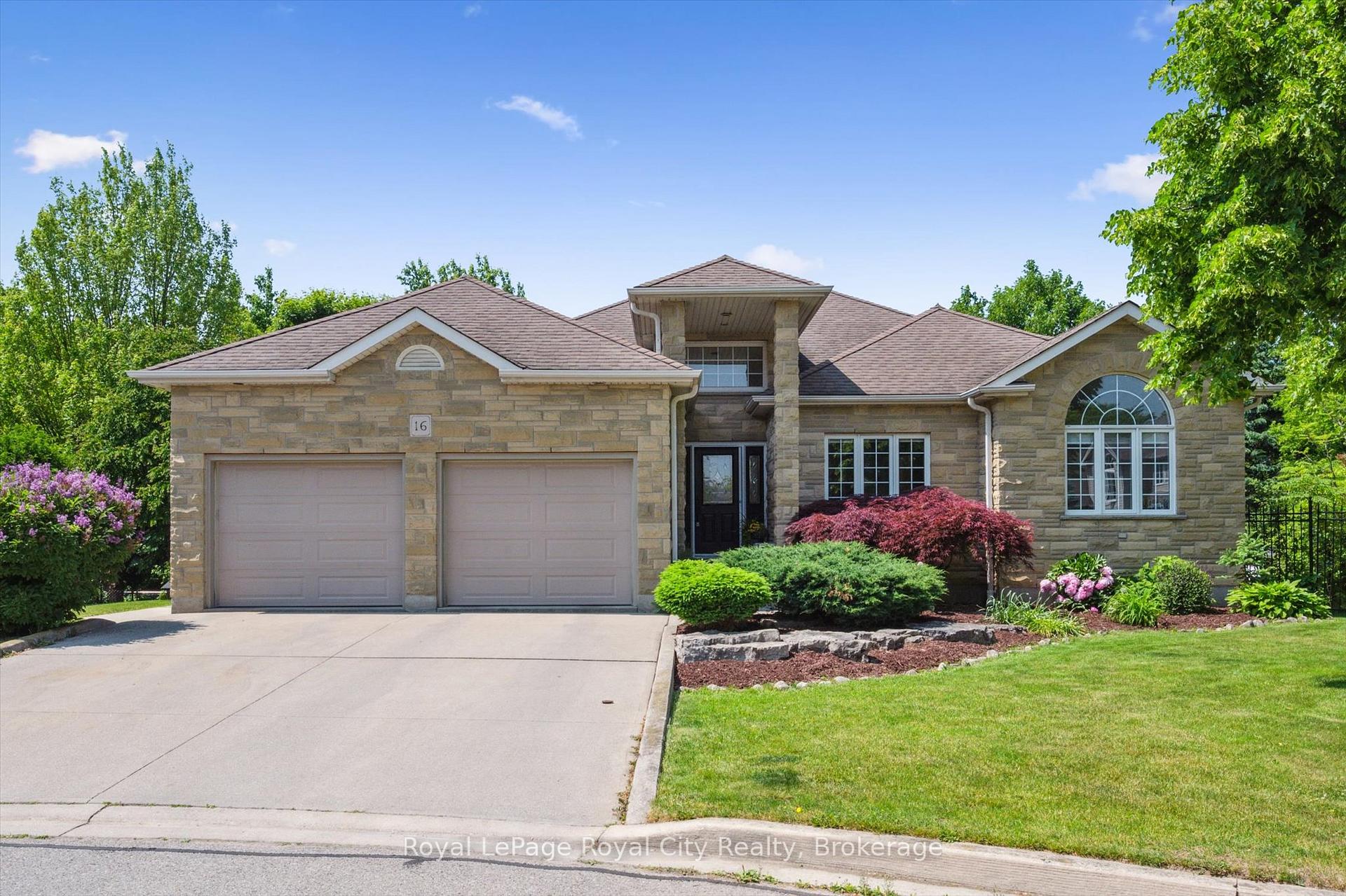 Front of 16 Elderberry Court