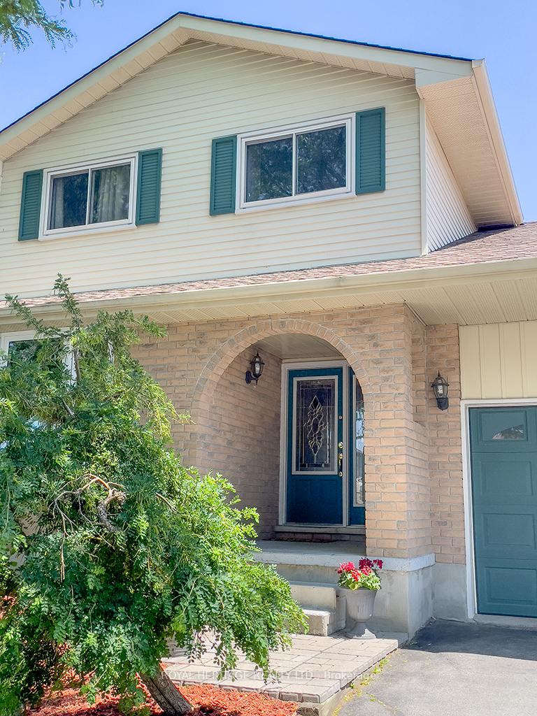 Photo 2 of 9 Morris Drive, Belleville, Belleville Ward — HOMEH