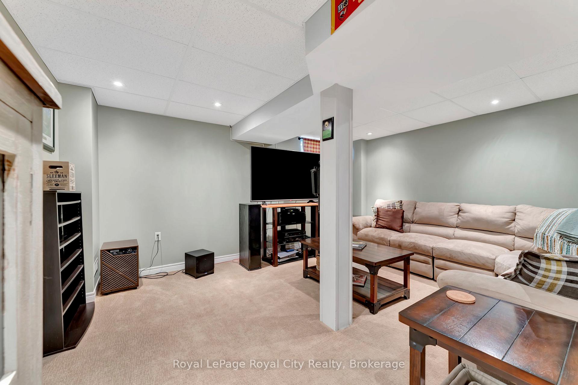 Photo 11 of 12 Grinyer Drive, Guelph, Grange Road — HOMEH
