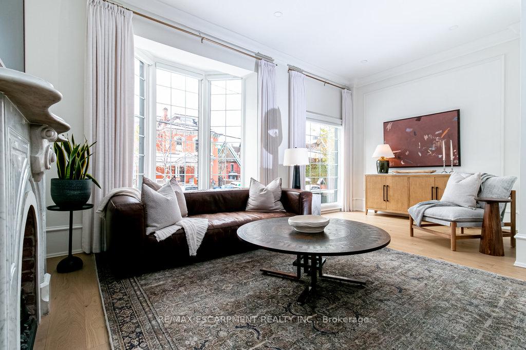 Photo 13 of 265 MacNab Street S, Hamilton, Durand — HOMEH