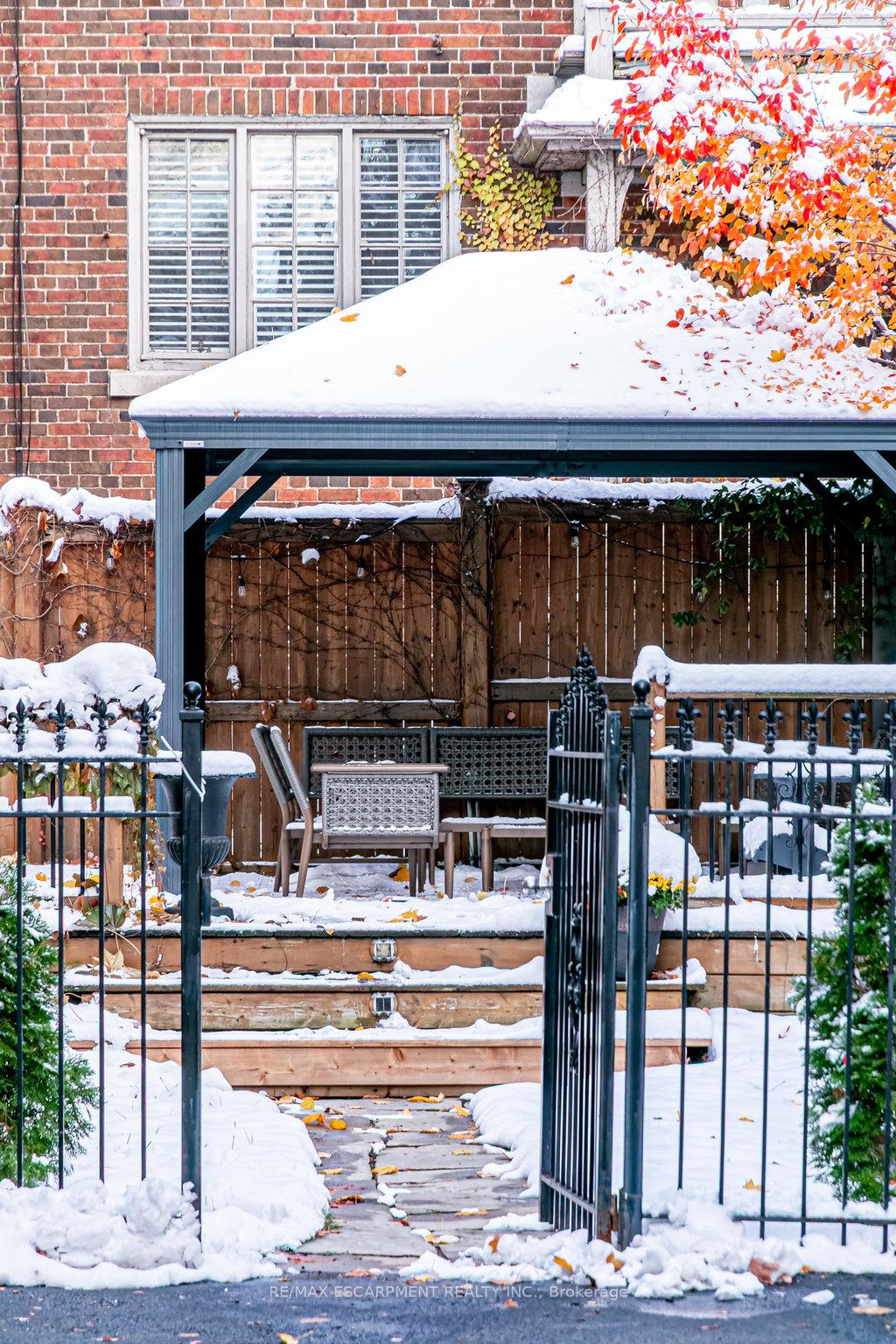 Photo 43 of 265 MacNab Street S, Hamilton, Durand — HOMEH