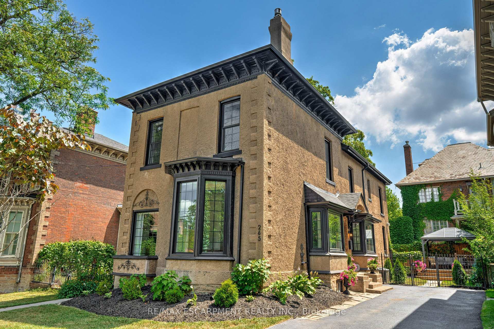 Photo 44 of 265 MacNab Street S, Hamilton, Durand — HOMEH