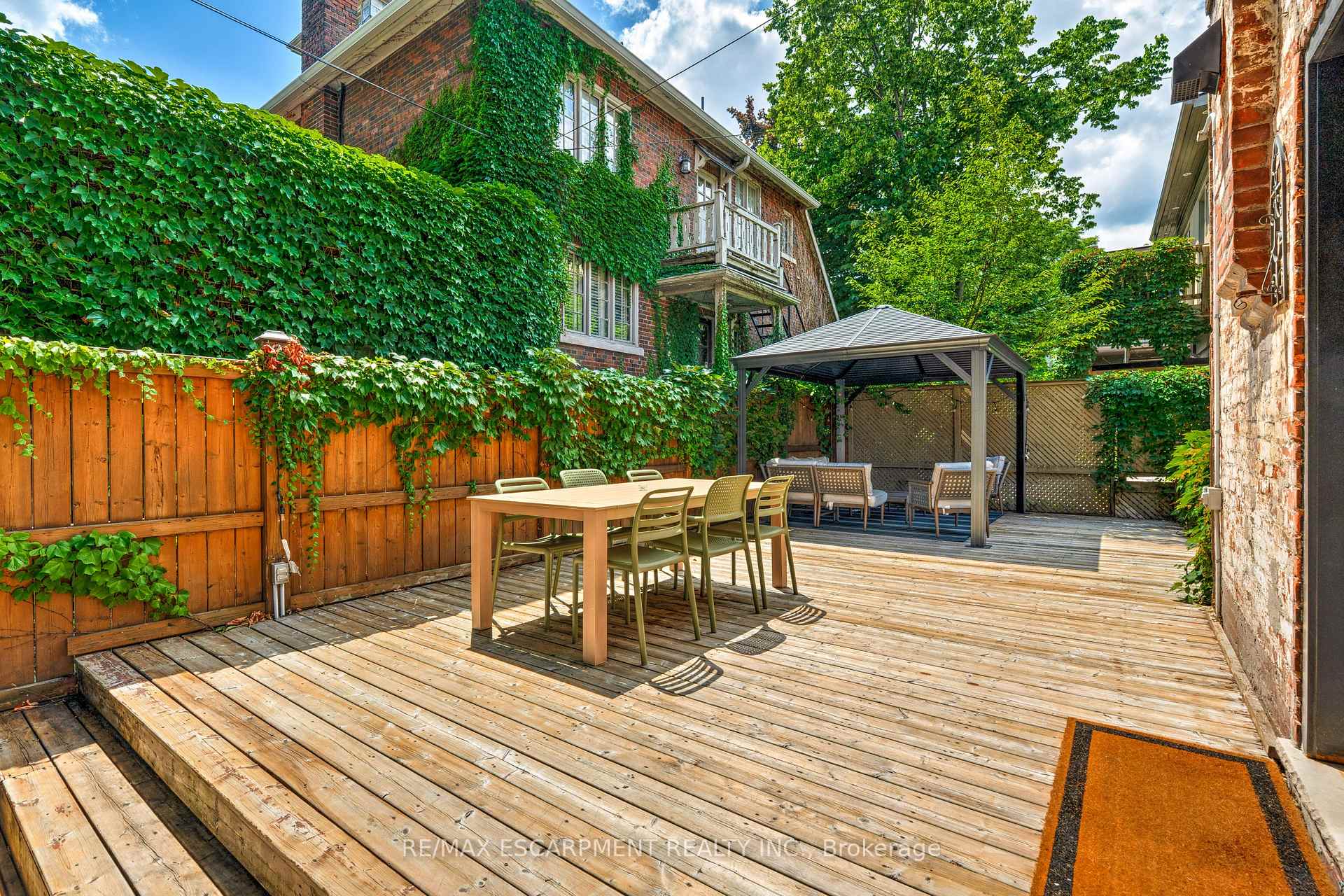 Photo 46 of 265 MacNab Street S, Hamilton, Durand — HOMEH