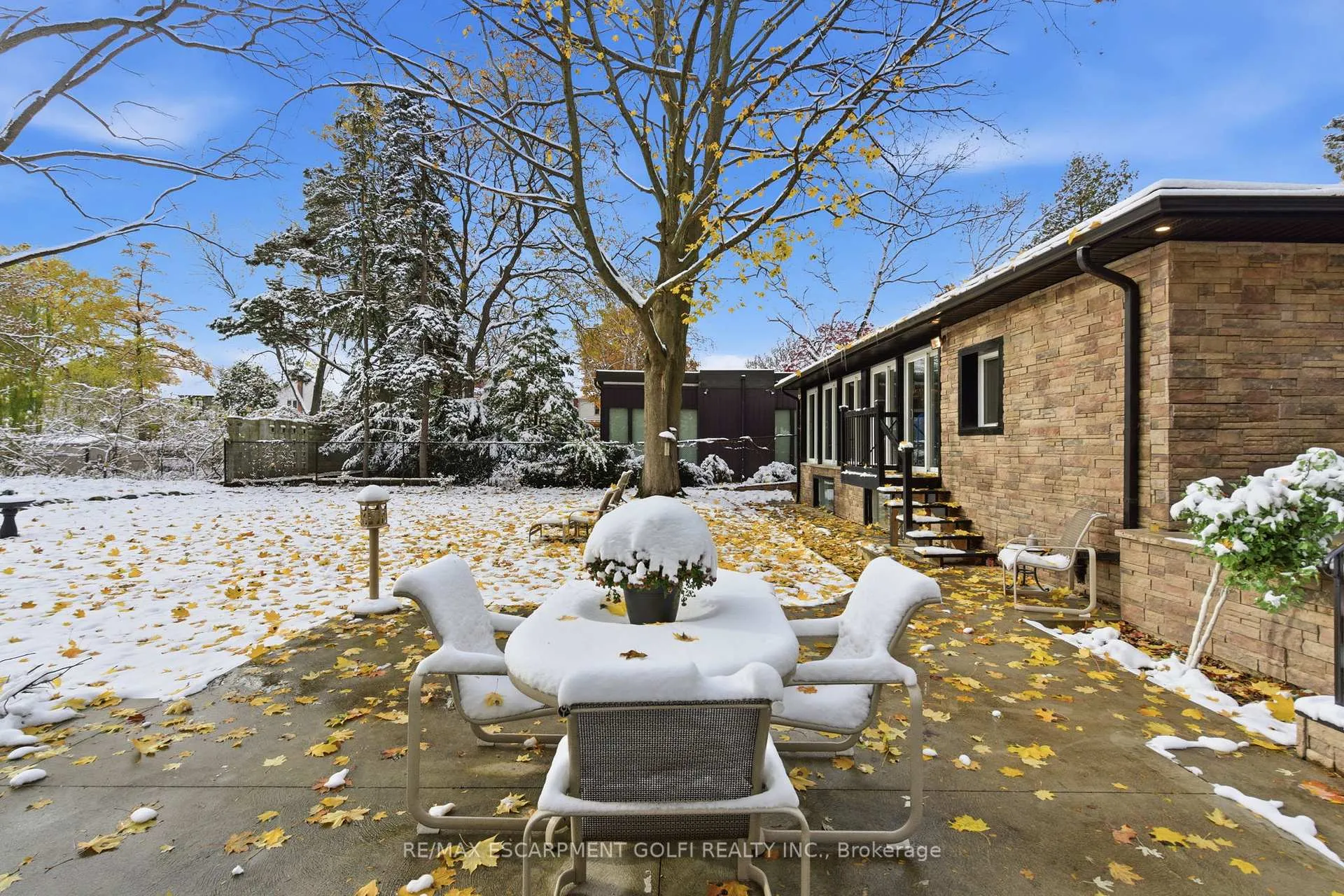 Photo 36 of 16 Freeland Court, Hamilton, Westdale — HOMEH