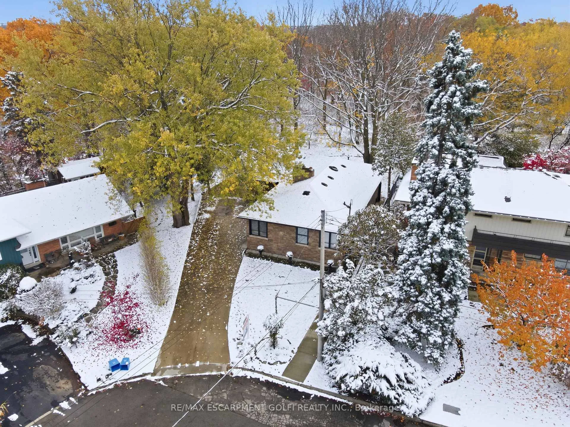 Photo 50 of 16 Freeland Court, Hamilton, Westdale — HOMEH