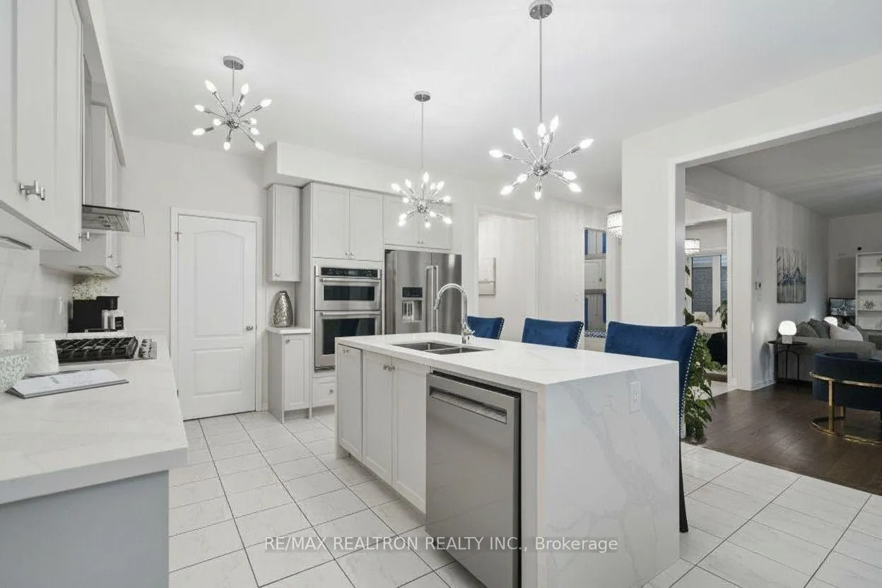 Photo 6 of 233 Kinsman Drive, Hamilton, Binbrook — HOMEH