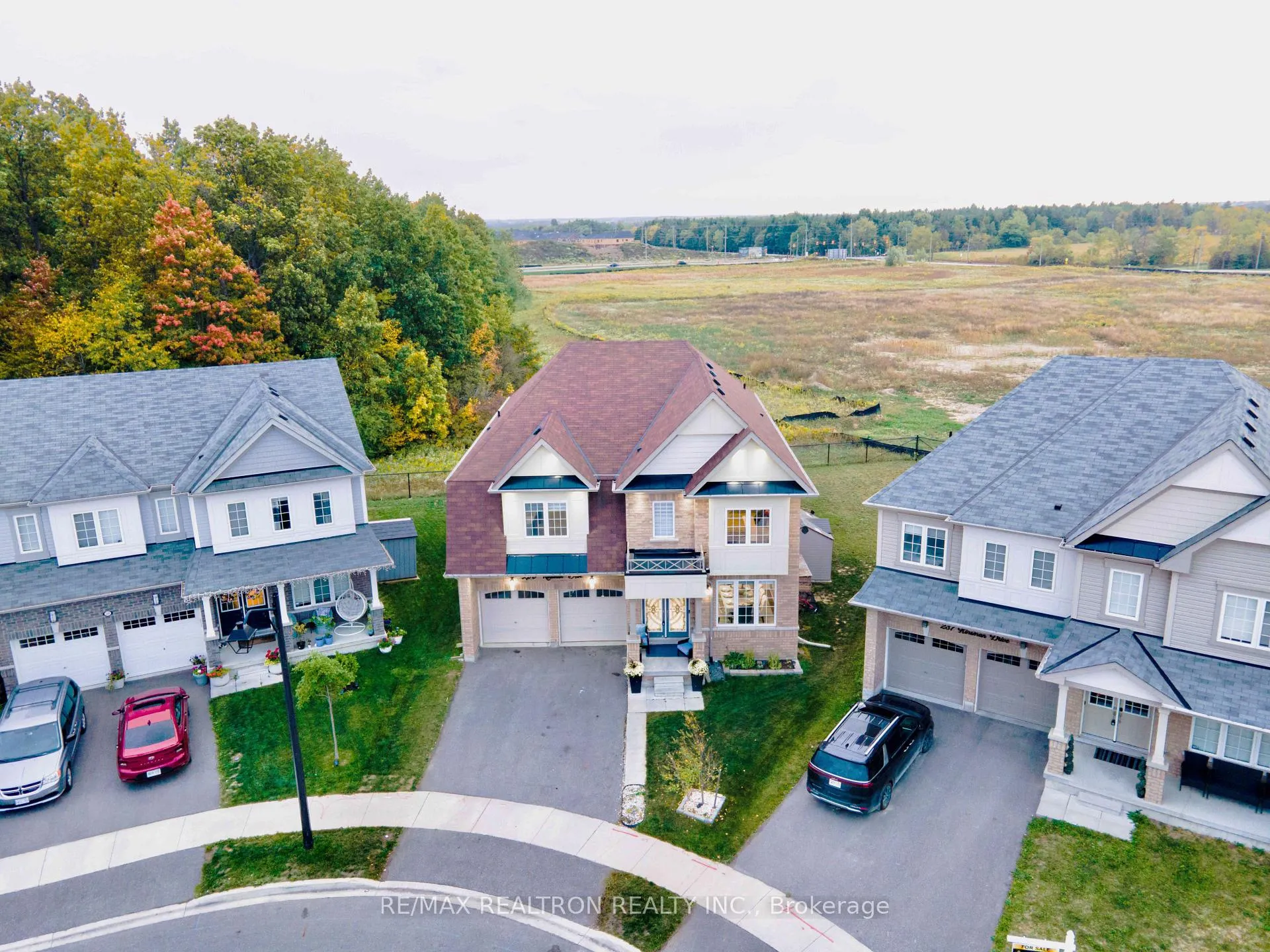 Photo 35 of 233 Kinsman Drive, Hamilton, Binbrook — HOMEH